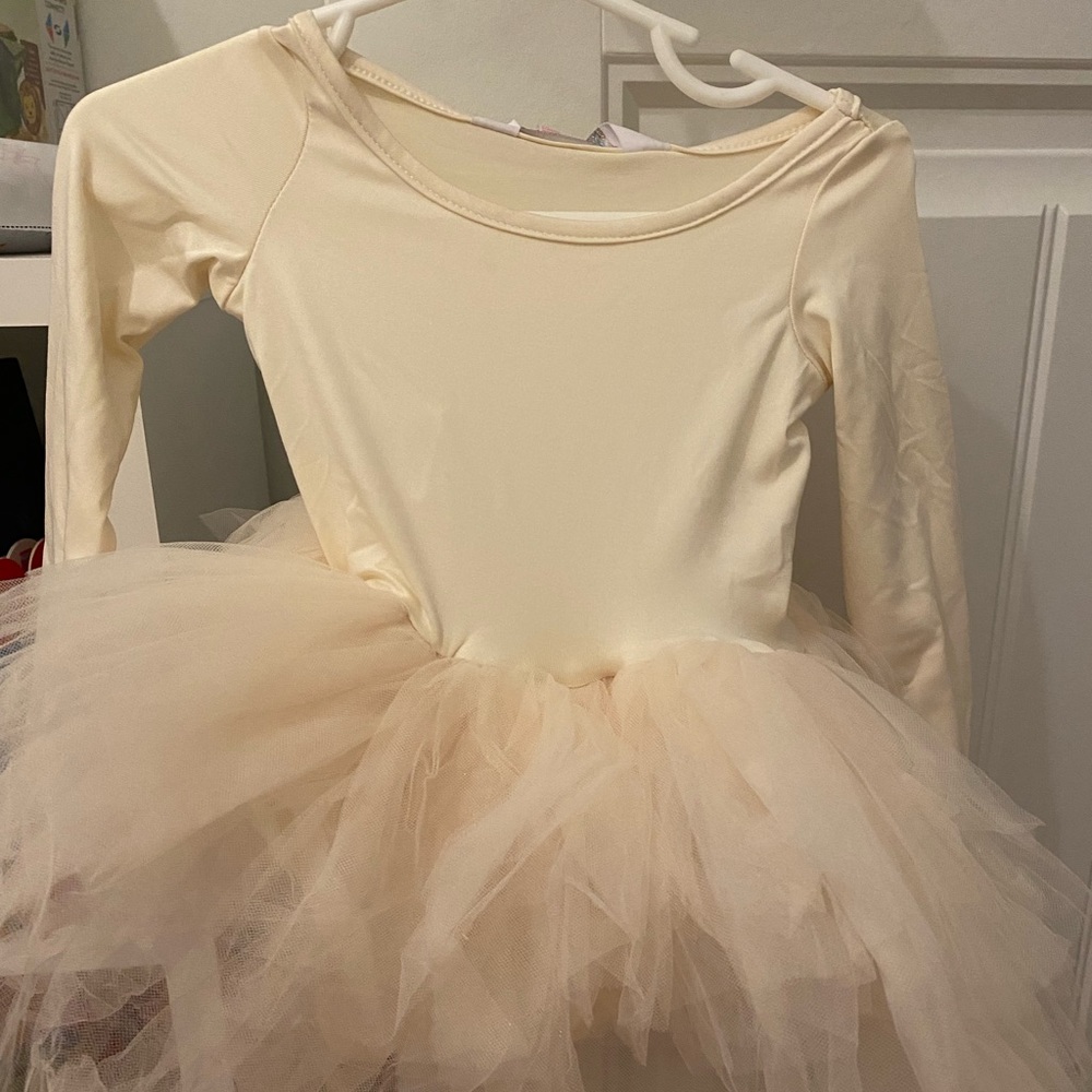 I Love Plum B.F.F. TUTU
DRESS In Pearl ivory! Brand
New With Tags! Size 1Y